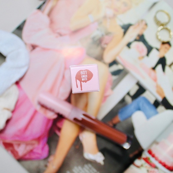 KYLIE COSMETICS Matte Lip Gloss ‘KHLO$’ - Picture 3 of 4